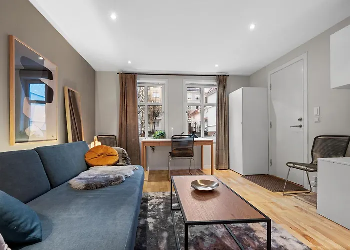 Apartment Modern In 1840-building At Nordnes Bergen