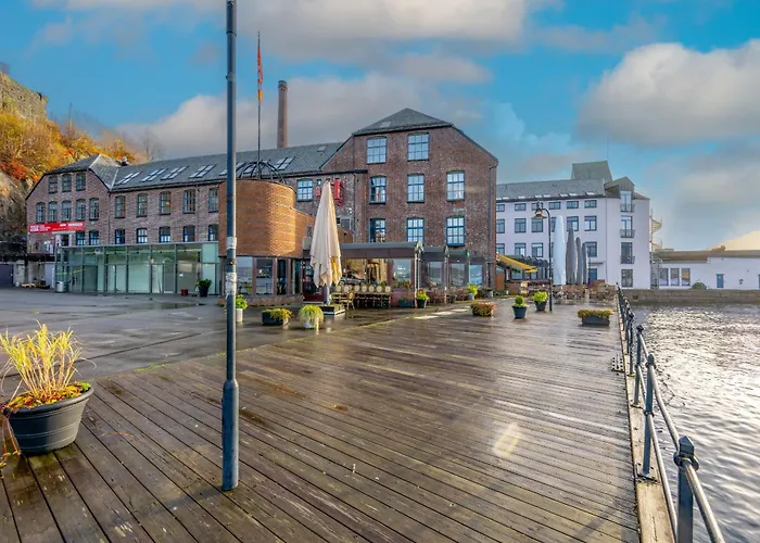 Modern In 1840-building At Nordnes 公寓 卑爾根